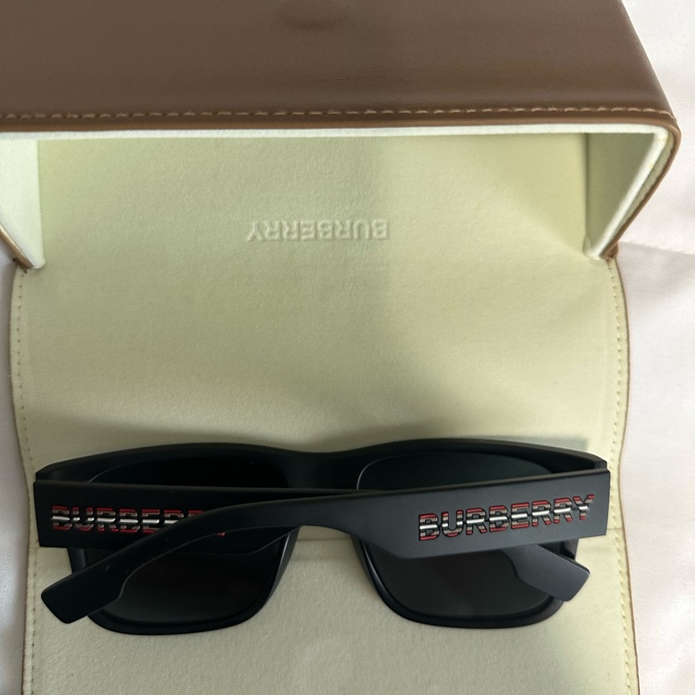 Burberry Black Sunglasses